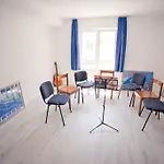 Hi بيت شباب زادار