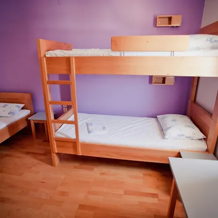 Hostel Hi *